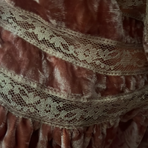 Free people velvet top! - Picture 3 of 3